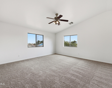 12345 W Heatherbrae Drive - Photo Thumbnail 18
