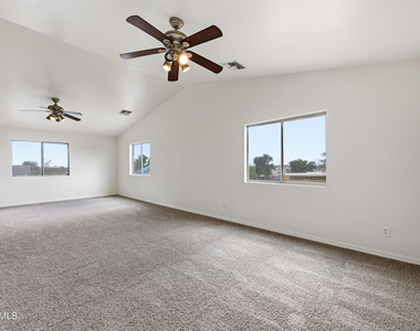 12345 W Heatherbrae Drive - Photo Thumbnail 21