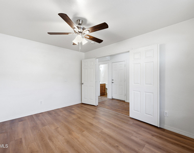 12345 W Heatherbrae Drive - Photo Thumbnail 16