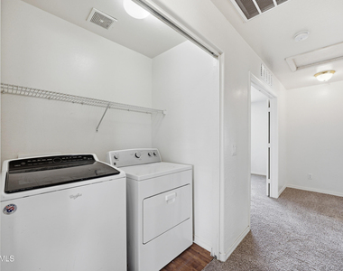12345 W Heatherbrae Drive - Photo Thumbnail 6