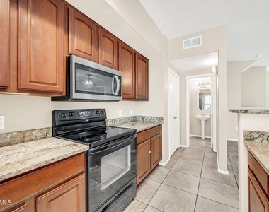 280 S Evergreen Road - Photo Thumbnail 11