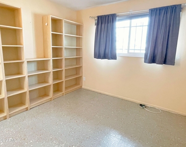 1515 W Huntington Drive - Photo Thumbnail 10