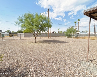 1515 W Huntington Drive - Photo Thumbnail 14