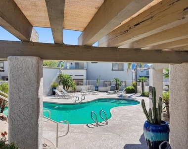 9750 N Monterey Drive - Photo Thumbnail 25
