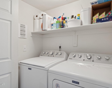 9750 N Monterey Drive - Photo Thumbnail 23