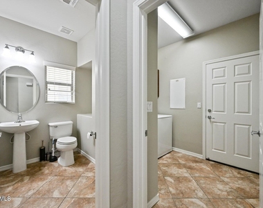 29459 N 22nd Avenue - Photo Thumbnail 9