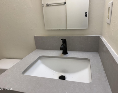 6024 N 12th Street - Photo Thumbnail 11