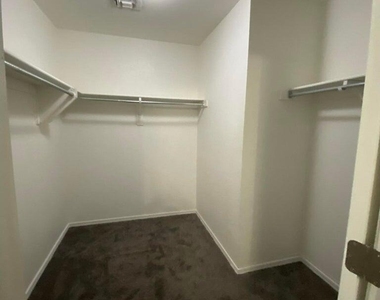 1117 E Arabian Drive - Photo Thumbnail 28