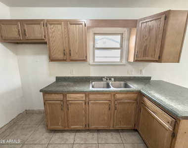 2517 E Culver Street - Photo Thumbnail 13