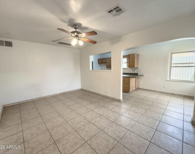 2517 E Culver Street - Photo Thumbnail 7