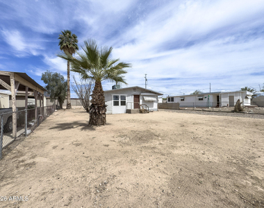 13522 W Maryland Avenue - Photo Thumbnail 2