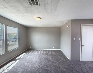 13522 W Maryland Avenue - Photo Thumbnail 16