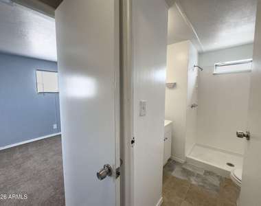 13522 W Maryland Avenue - Photo Thumbnail 22