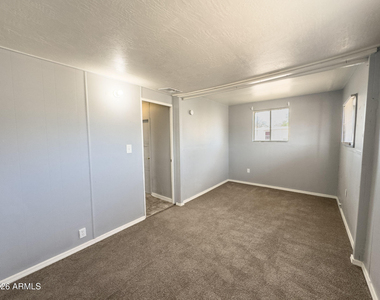 13522 W Maryland Avenue - Photo Thumbnail 27