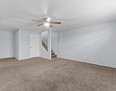 3260 S Laguna Drive - Photo Thumbnail 23