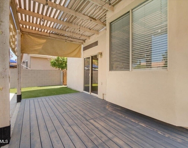 3260 S Laguna Drive - Photo Thumbnail 44