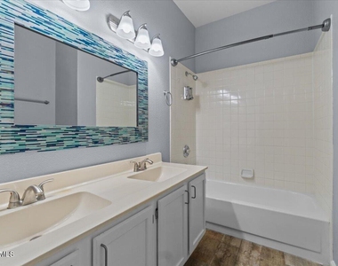 3260 S Laguna Drive - Photo Thumbnail 36