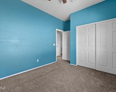 3260 S Laguna Drive - Photo Thumbnail 38