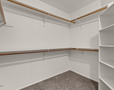 3260 S Laguna Drive - Photo Thumbnail 33