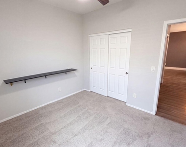 18183 W Carlota Lane - Photo Thumbnail 5