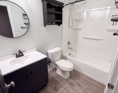 18183 W Carlota Lane - Photo Thumbnail 9