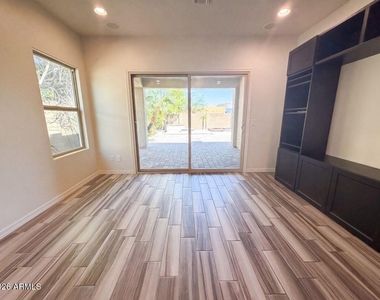 2622 W Gray Wolf Trail - Photo Thumbnail 3