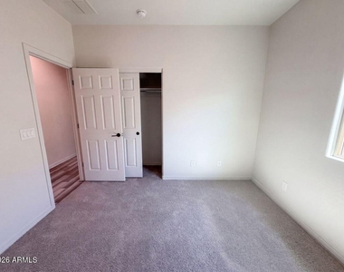 2622 W Gray Wolf Trail - Photo Thumbnail 5