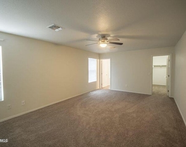 3683 E Constitution Drive - Photo Thumbnail 19