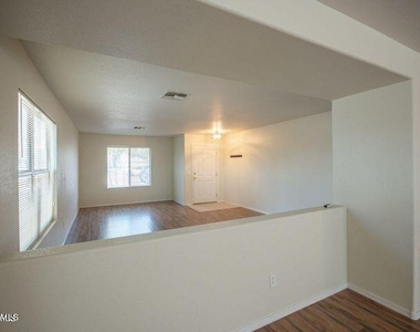 3683 E Constitution Drive - Photo Thumbnail 4