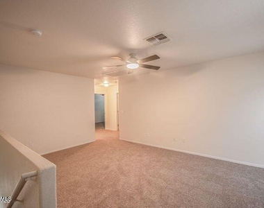3683 E Constitution Drive - Photo Thumbnail 12