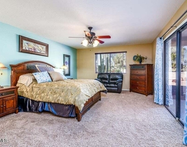 10254 E Spring Creek Road - Photo Thumbnail 6