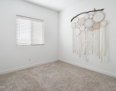 35391 W Santa Monica Avenue - Photo Thumbnail 4
