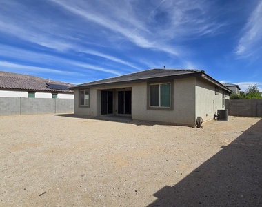 19912 W Lilac Street - Photo Thumbnail 29