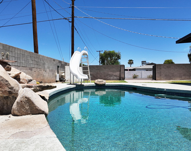 8144 E Fairmount Avenue - Photo Thumbnail 8