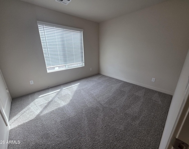 4307 N 13th Place - Photo Thumbnail 4