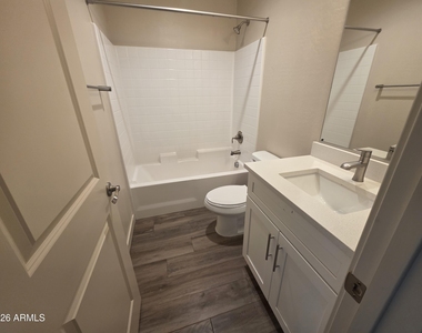 4307 N 13th Place - Photo Thumbnail 5