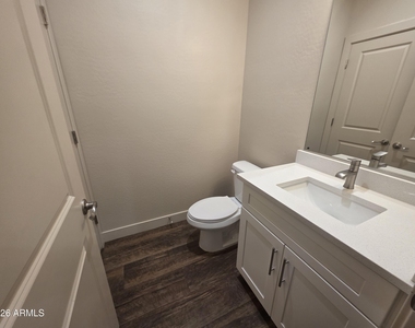 4307 N 13th Place - Photo Thumbnail 7
