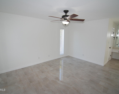 8619 E Via Del Palacio -- - Photo Thumbnail 11