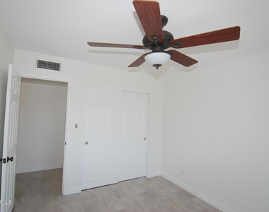 8619 E Via Del Palacio -- - Photo Thumbnail 18