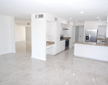 8619 E Via Del Palacio -- - Photo Thumbnail 6