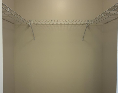 160 Bella Vista Court N - Photo Thumbnail 31