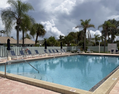 160 Bella Vista Court N - Photo Thumbnail 46