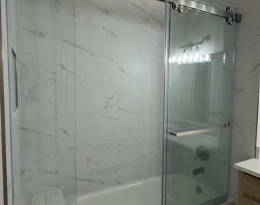 160 Bella Vista Court N - Photo Thumbnail 27