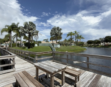 160 Bella Vista Court N - Photo Thumbnail 44
