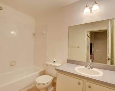 499 Hardwood Place - Photo Thumbnail 22