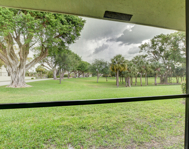 499 Hardwood Place - Photo Thumbnail 20