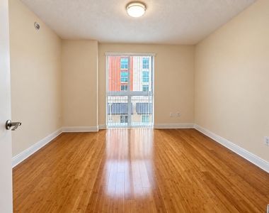 7270 Sw 89th Street - Photo Thumbnail 5