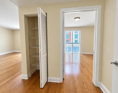 7270 Sw 89th Street - Photo Thumbnail 4