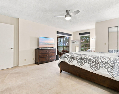 7290 Kinghurst Drive - Photo Thumbnail 12