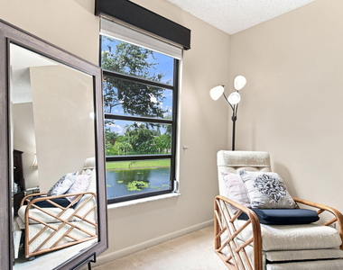 7290 Kinghurst Drive - Photo Thumbnail 14